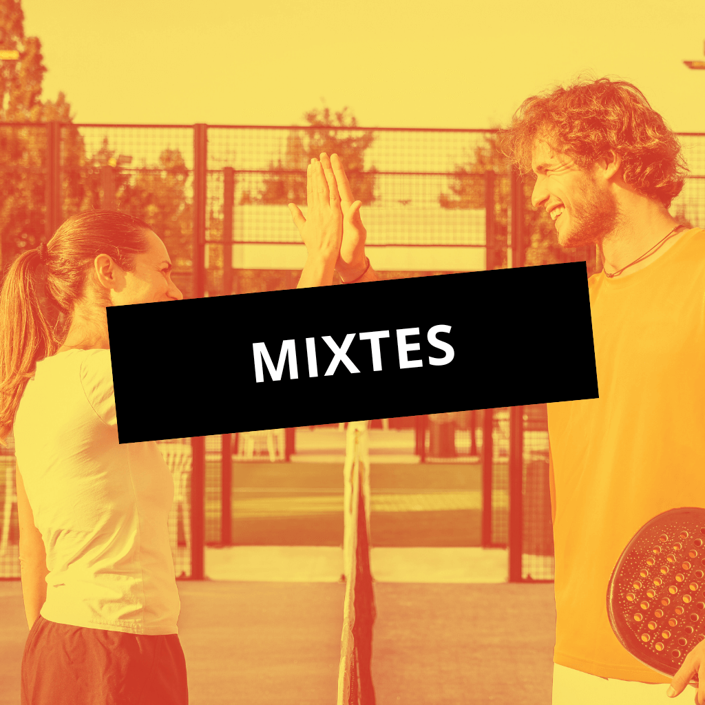 Un match de padel mixte avec joueurs et joueuses réunis sur le court à Limoges